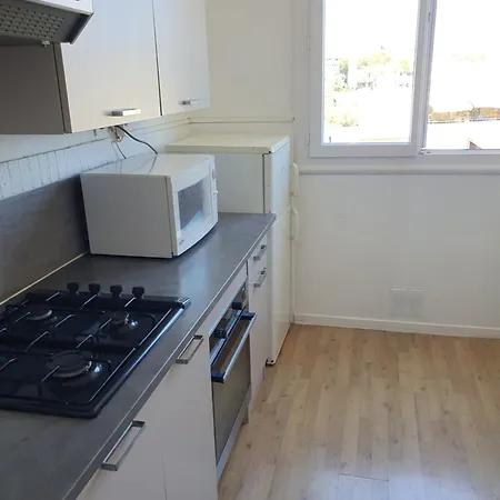 F3 Proche Gare Et Apartament